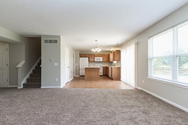 Photo - 9010 Eiderdown Way