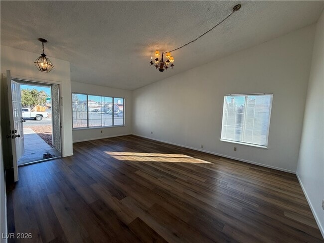 Photo - 6301 Copperfield Ave