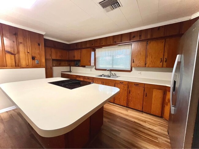 Photo - 1106 Ridge Rd