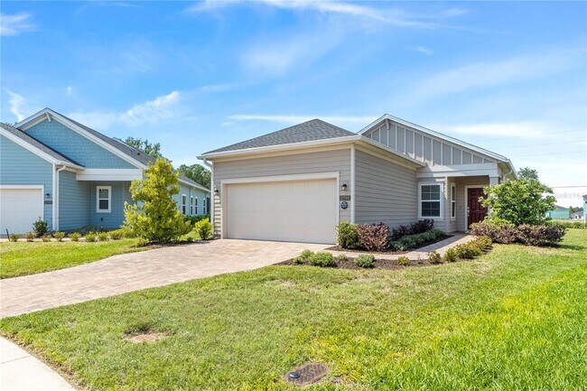 Photo - 2793 Pointed Leaf Rd