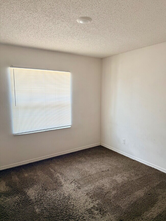 3 Bedrooms, 2 Bathrooms, 2 Car Garage Home For Rent.