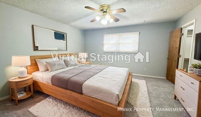 Photo - 5701 78th St