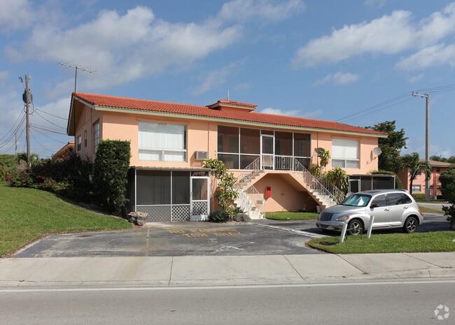 Building Photo - Boca Real Apartments