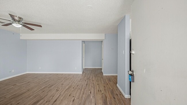 Photo - 12033 18th St