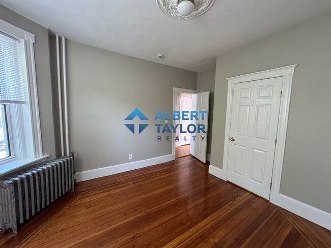 Building Photo - 62 Fayston St Unit 2 Rental