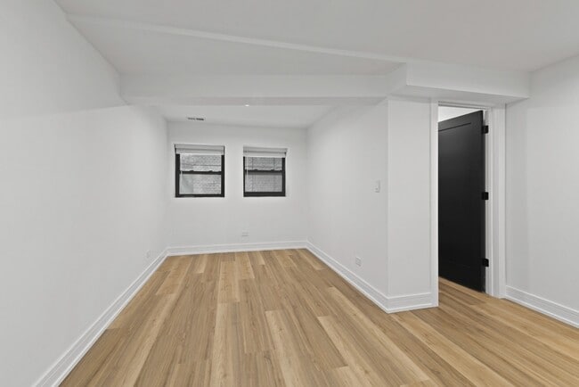 Photo - Renovated 3 bed in Logan Square - Now Leasing! (Garden Unit) Unit 3227-G