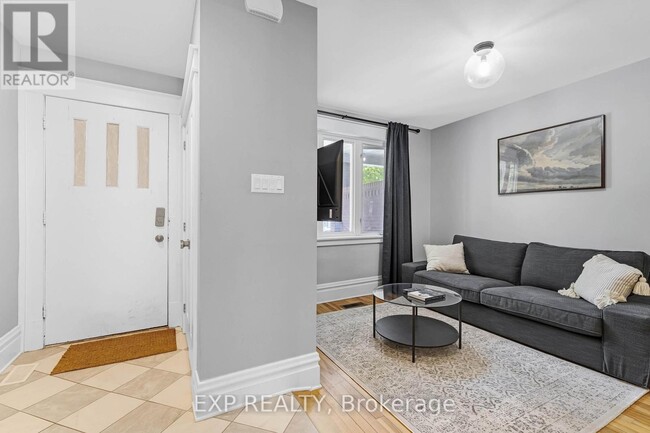 Photo - 119 Hopewell Ave