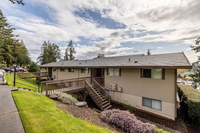 Hillsider 50 Apartments