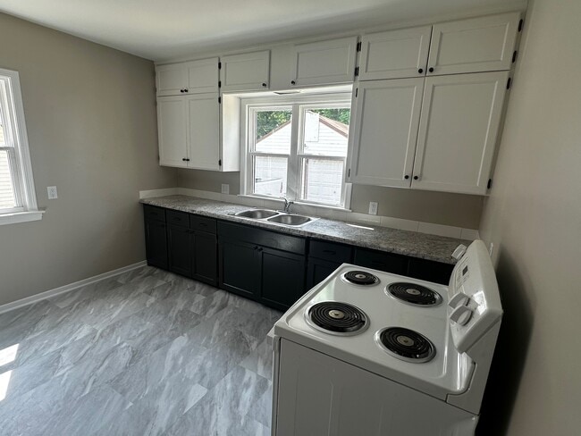 Photo - 1713 Sheridan St