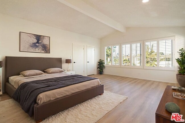 Photo - 1134 23rd St Unit 1