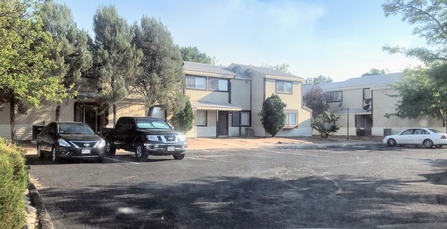 Photo - 1125 Grandview St Apartments