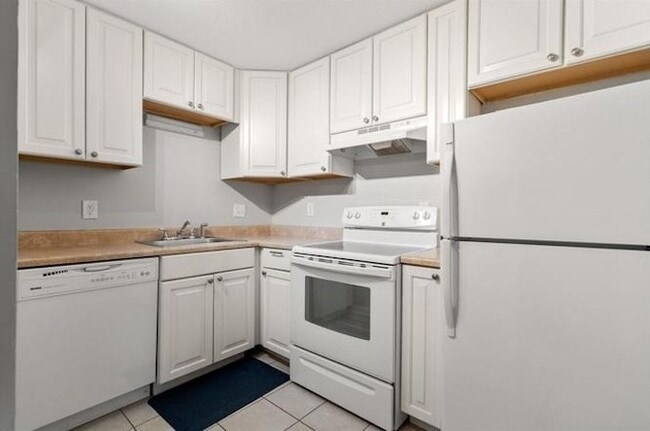 Photo - 47 Mystic St Unit 3A