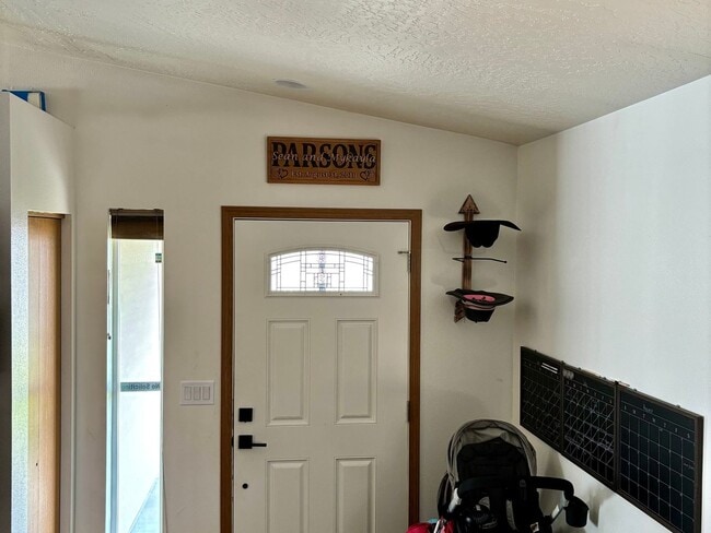 Photo - 614 S Stevens