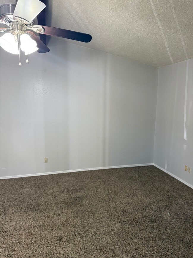 Photo - 826 Hardy Springs Cir Unit B