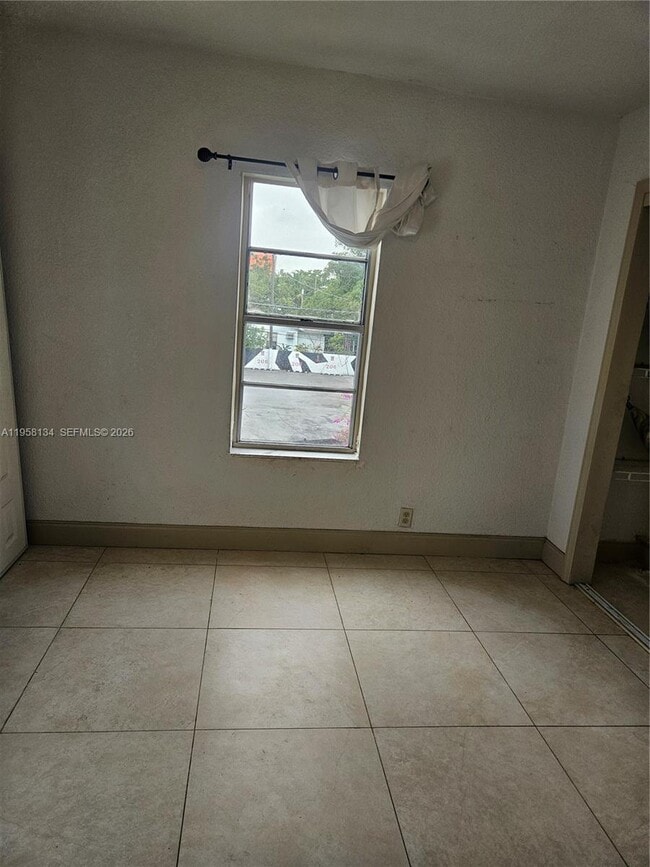 Photo - 2952 NW 5th Ave Unit 0