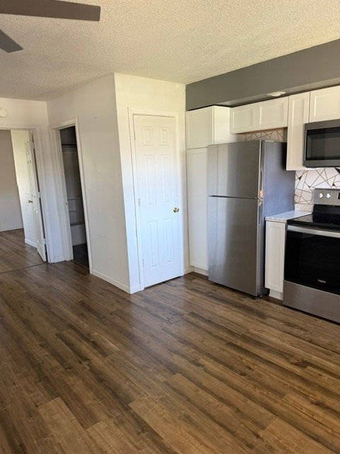 Photo - 208 N Singer St Unit Apt 2