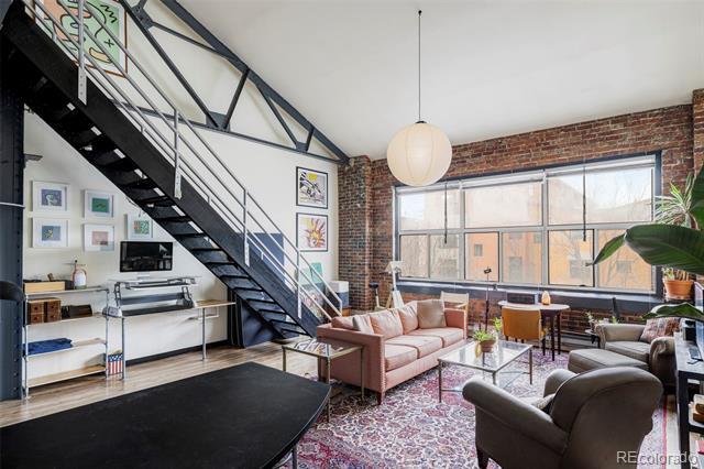 Photo - 3309 Blake St Unidad 207