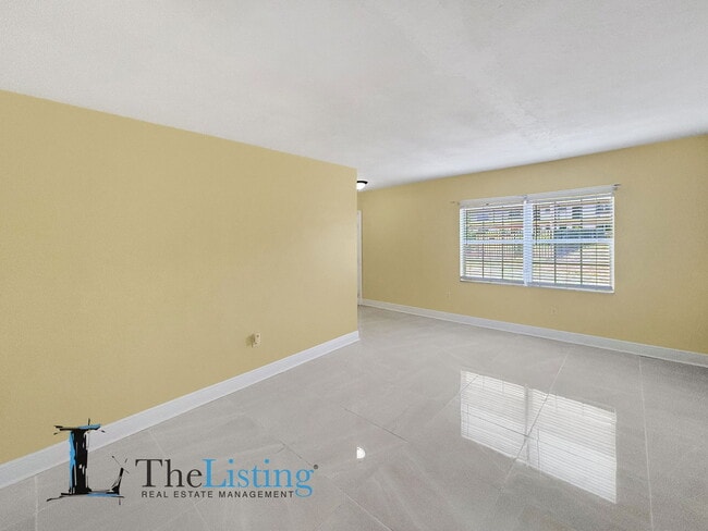 Photo - 5505 Hernandes Dr Unit 113