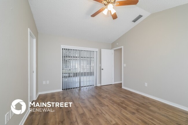 Photo - 428 Broward Terrace