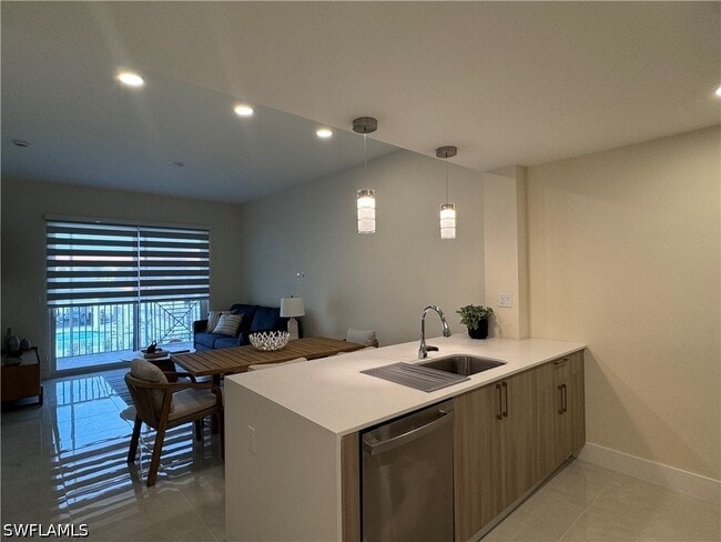 26600 Rosewood Pointe Dr Unidad 102