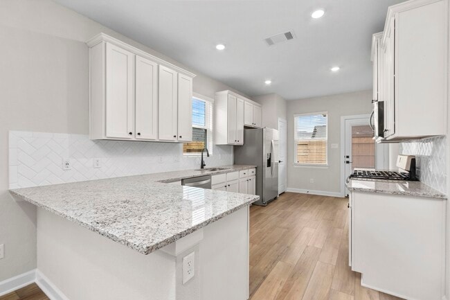 Building Photo - 926 Whispering Winds Dr Rental