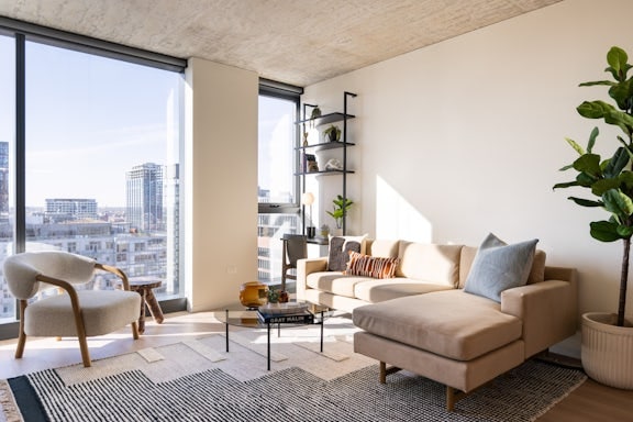 Photo - 180 N Morgan St