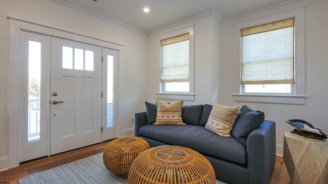 Photo - 106 N Derby Ave