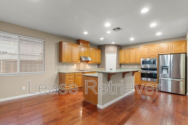 Photo - 265-269 S Sonrisa St