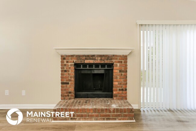 Photo - 1061 Brandon Hill Way