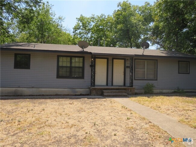 Building Photo - 502 McArthur Dr Rental