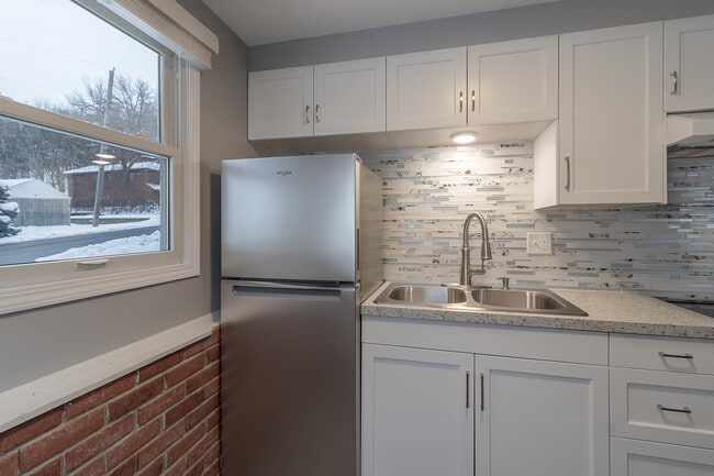 Photo - 404 James Ave Unit 101