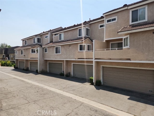 Building Photo - 1985 Glenoaks Blvd Rental