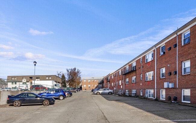 Brighton Court Apartments
