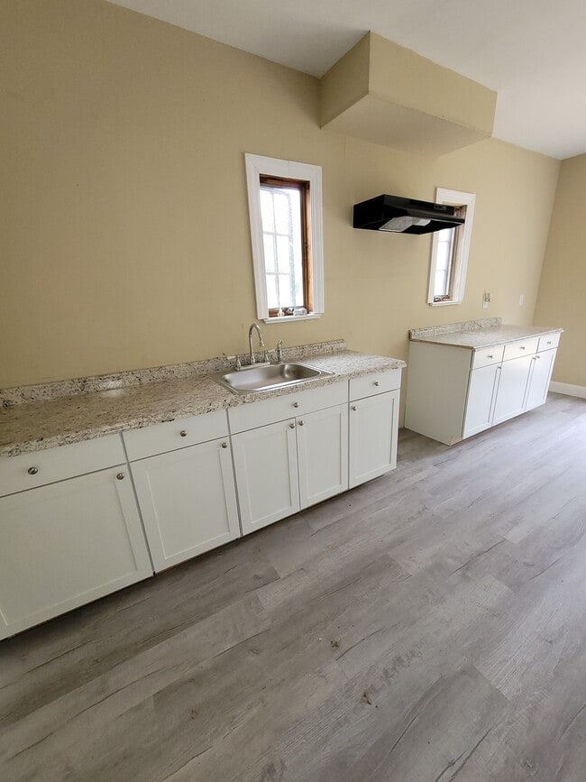 Photo - 157 Belmont St