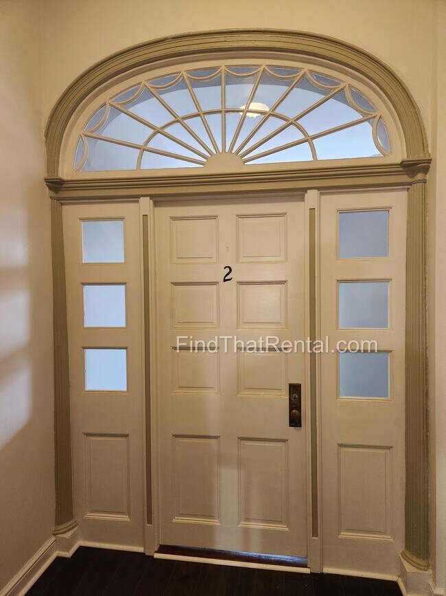 Building Photo - 34 S Hanover St Unit 34 S Hanover St, Apt 2, Carlisle, PA 17013