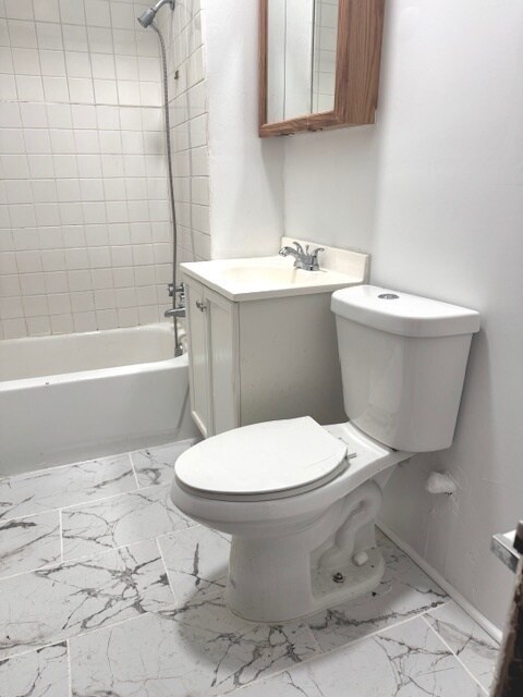 Photo - 2150 N Halsted St Unit 3F