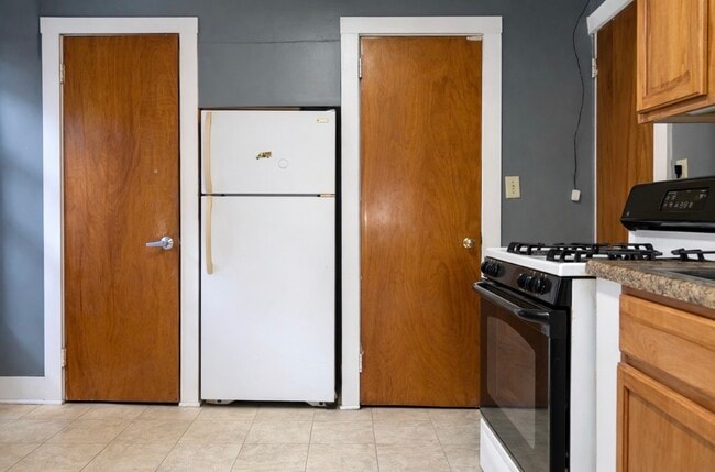 Photo - 272 Main St Unit 4F