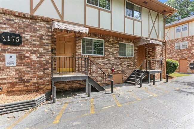 Building Photo - 1175 Church St Unit K Rental