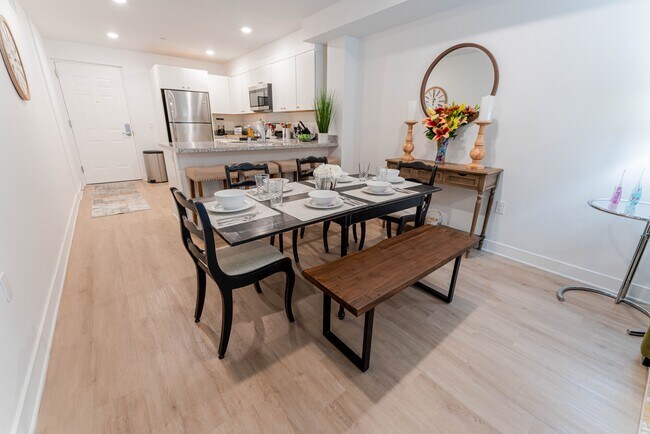 Photo - Rayen Street Apartments