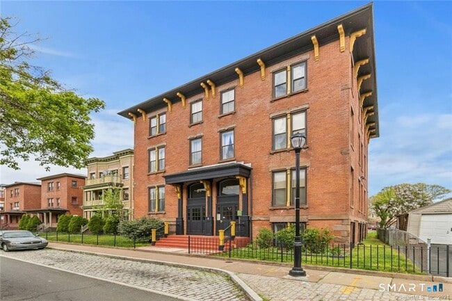 Building Photo - 64-66 Congress St Unit 203