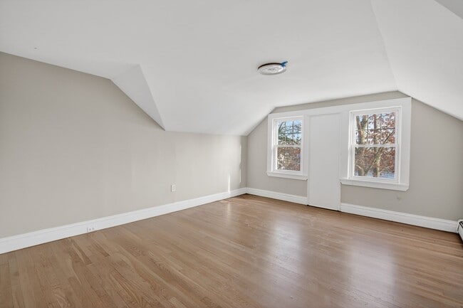 Photo - 946 N Main St Unit 2SW