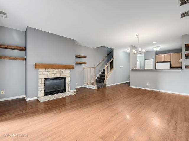 Photo - 835 Genesee Dr