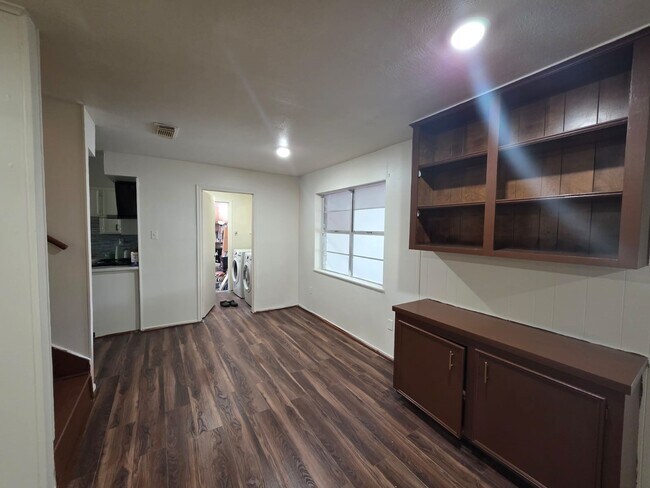 Photo - 13830 Burgoyne Rd