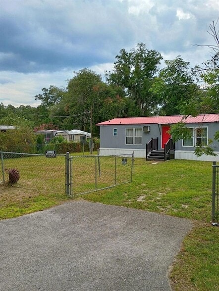 Building Photo - 928 NW 111th Ct Rental