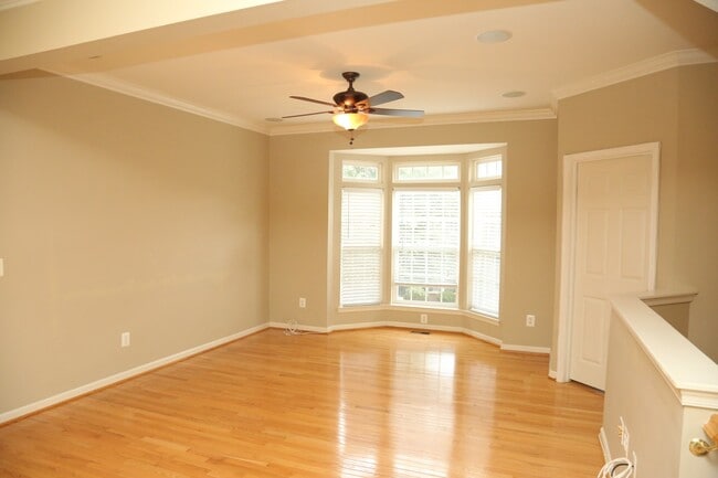 Photo - 4 Bedroom Townhouse on Abington Drive
