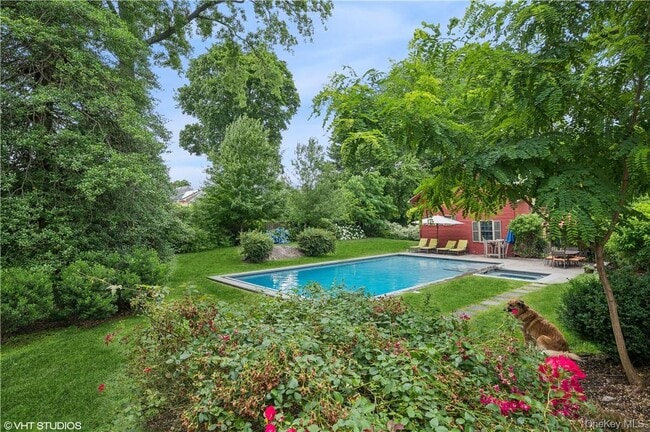 Photo - 216 Melbourne Ave