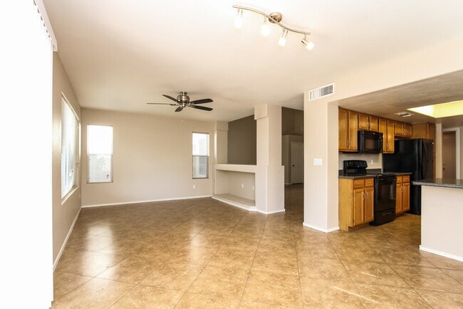 Photo - 1226 E Helena Dr