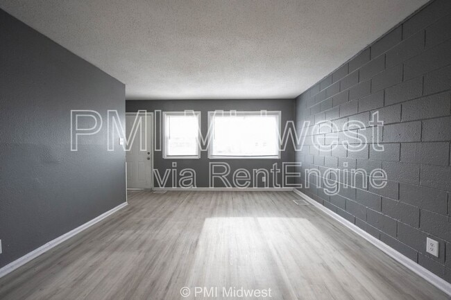 Photo - 6056 E 16th St