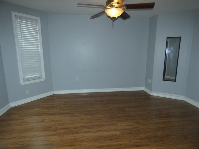 Photo - 15 Cypress St Unit A