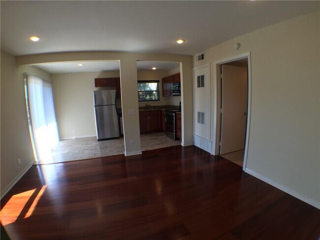 Photo - 2800 Cole St Unit 201C